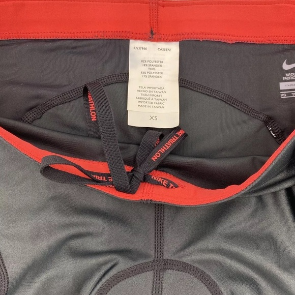 NWT [Nike] Cycling Padded Triathlon Shorts w/ Drawstring Black/Grey Womens Sz XS - Picture 4 of 6